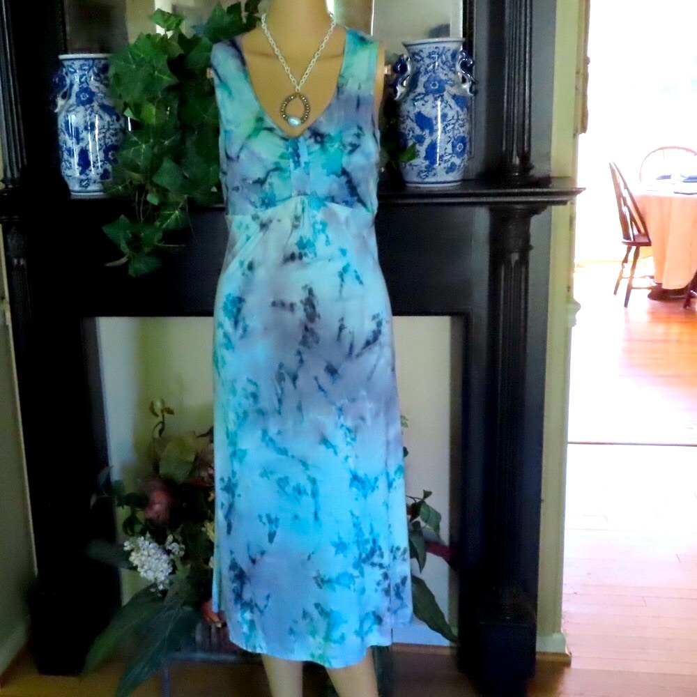 Windi River dress NEW